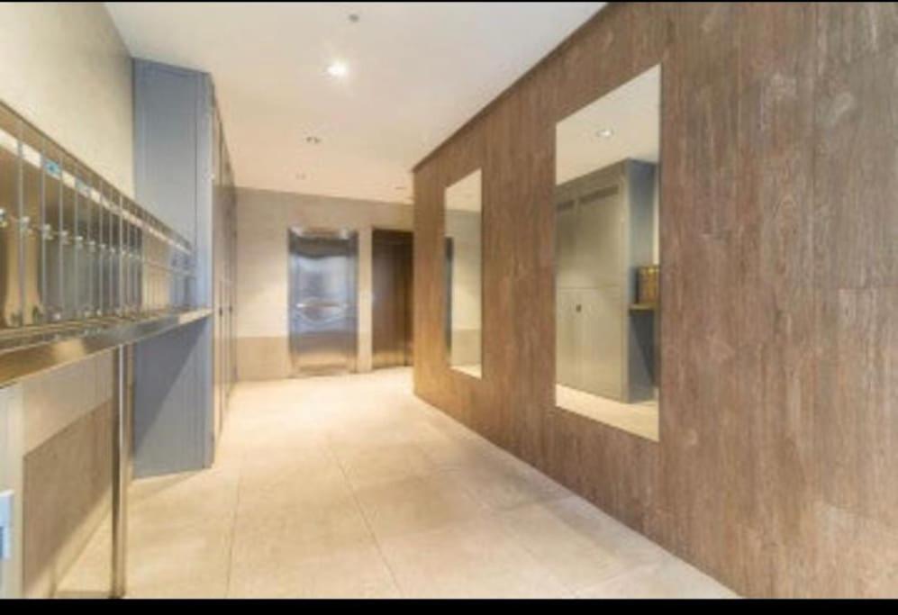 Apartamento Gijon Arena, Con Aparcamiento Luaran gambar