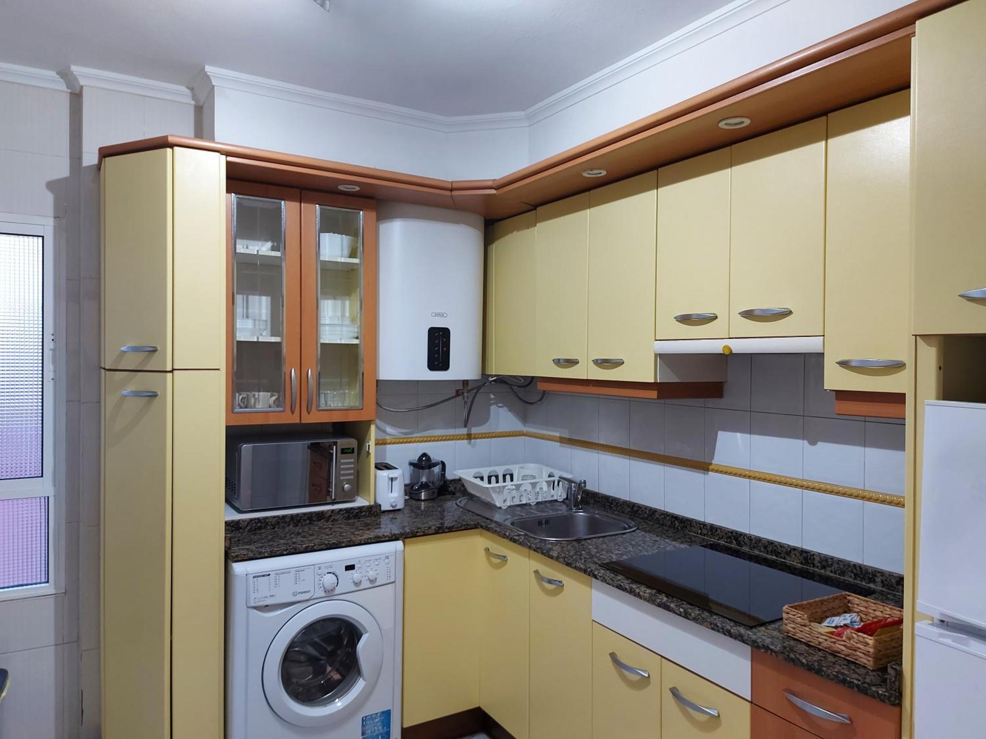 Apartamento Gijon Arena, Con Aparcamiento Luaran gambar