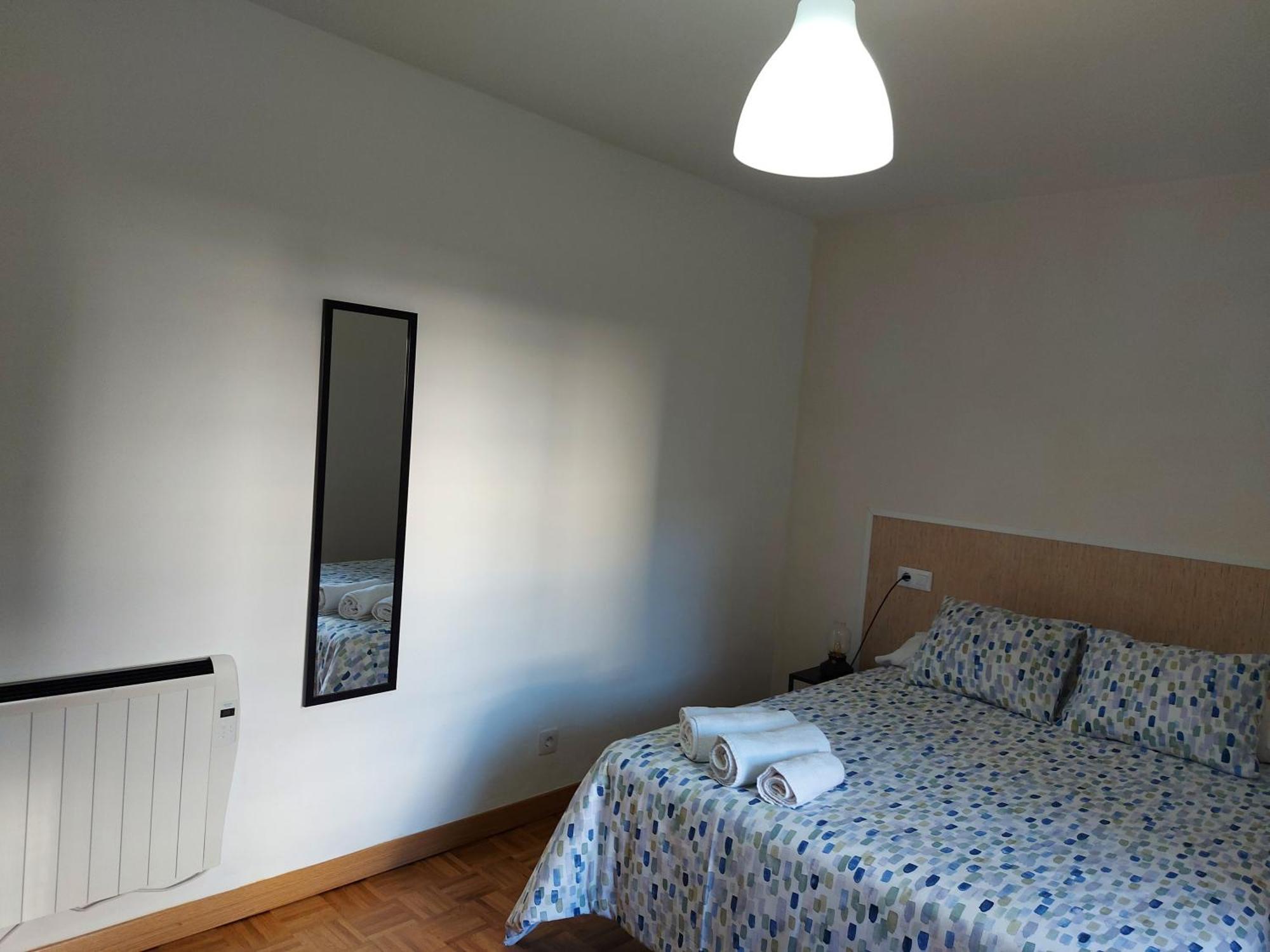 Apartamento Gijon Arena, Con Aparcamiento Luaran gambar
