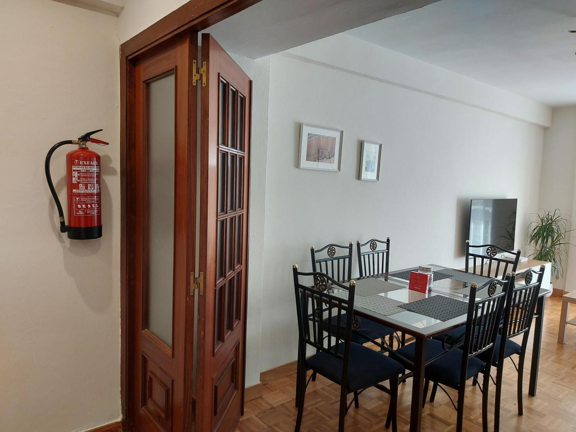 Apartamento Gijon Arena, Con Aparcamiento Luaran gambar